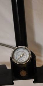 lot 27 image: Benjamin PCP Rifle Air pump