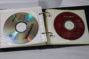 lot 56 image: Vintage Software - Windows 98 Installation Media and More