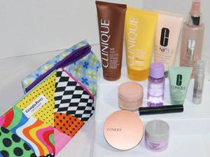 lot 63 image: Assortment of Clinique cosmetics