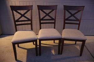 lot 74 image: 3 Nice Dinning Room Chairs - From Havertys