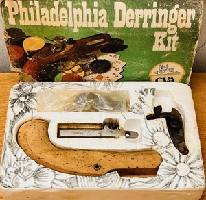 lot 4 image: Connecticut Valley Arms .45 Black Powder Philadelphia Derringer Kit - Made in Spain