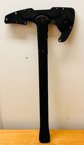 lot 22 image: Cold Steel War Hawk Tomahawk 1055 Carbon Durable WSecure-Ex Sheath