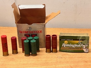 lot 35 image: Thirty (30) Twelve Gauge Shotgun Shells - Including Remington Premiere Copper Solid &amp&nbsp Federal Magnum Sabot