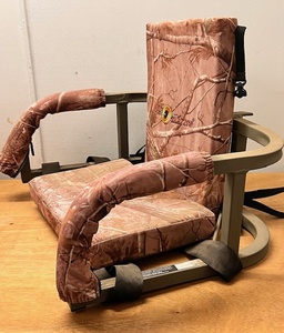 lot 43 image: API Outdoors Camo Tree StandSeat