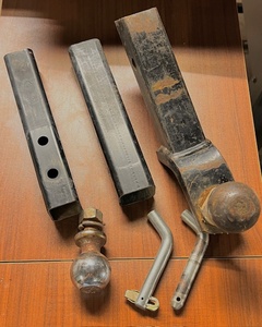 lot 109 image: Receiver Hitch Extenders, Drop Hitches, Pins & Balls