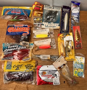 lot 141 image: Huge Assortment of Lures, Jigs, & Plastic Worms