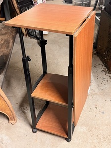 lot 149 image: Adjustable Height Drop-Leaf Table