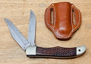 lot 165 image: Vintage Case XX 6265 SAB Two Blade Folding Pocket Knife With Leather Sheath USA