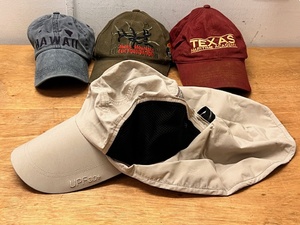 lot 246 image: Columbia PFG Beige Black Fishing Stretch Fitted Hat Unisex One Size & Three (3) Other Great Fishing Caps