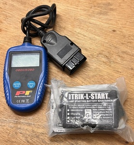 lot 229 image: Performance Tool OBDIIEOBD Diagnostic Scanner & Mega Trik-L-Start 10 Amp Starting Battery Maintainer