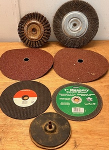 lot 259 image: Seven Assorted Buffing, Grinding, or Sanding Wheels