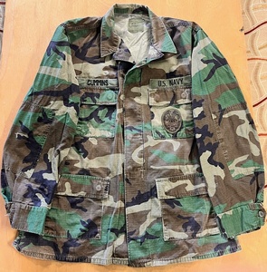 lot 267 image: Vintage US Navy Police Woodland Camouflage Uniform Shirt Size Large