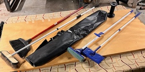 lot 319 image: Brooms, Mops, &amp Heavy Duty Roll of Plastic