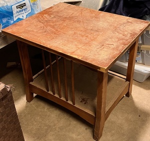 lot 331 image: Vintage Wooden End Table