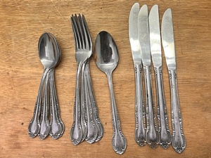 lot 363 image: Set Of 14 Vintage Columbia Stainless Steel Japan Flatware - Beaded Floral Pattern
