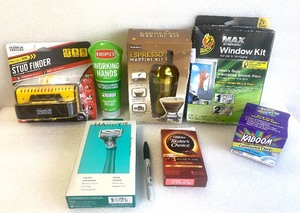 lot 194 image: Lot Of 7 - Miscellaneous Items - In Condition As Shown