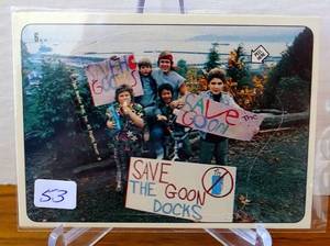 lot 53 image: 1985 TOPPS THE GOONIES STICKER CARD $$