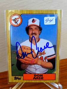 lot 94 image: AUTHENTIC DON AASE 1987 TOPPS AUTOGRAPHED SIGNED AUTO BASEBALL CARD 766 ORIOLES $$$