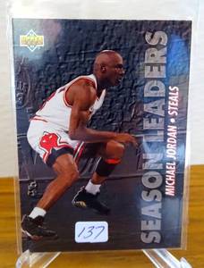lot 137 image: 93-94 Upper Deck Season Leaders #171 Michael Jordan