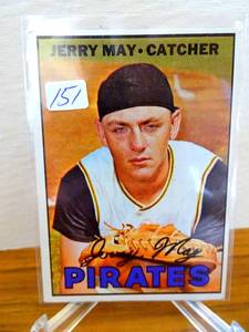 lot 151 image: 1967 Topps Pittsburgh Pirates Baseball Card #379 Jerry May