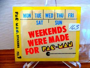 lot 163 image: ORIGINAL 1980 Fleer Pac-Man Stickers #39 Weekends Were Made for Pac-Man (No Eyes) $$