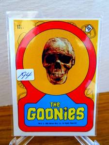 lot 194 image: RARE ORIGINAL 1985 Topps The Goonies Stickers Skull #13 $$$