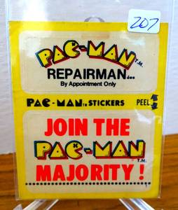 lot 207 image: 1980 Fleer PAC-MAN Trading Card Sticker Repairman Join the Majority