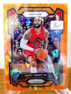 lot 311 image: 2023-2024 PANINI PRIZM GARY TRENT JR. ORANGE Cracked Ice