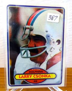 lot 387 image: VINTAGE 1980 Topps Larry Csonka #485 Miami Dolphins HOF