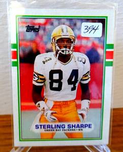 lot 394 image: ROOKIE - 1989 Topps #379 Sterling Sharpe RC Rookie Packers