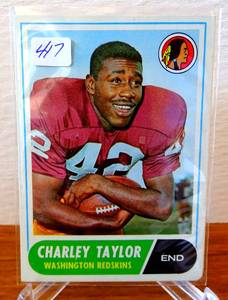 lot 417 image: VINTAGE 1968 Topps #192 Charley Taylor