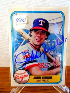 lot 420 image: 1981 Fleer John Grubb Autographed Baseball Card Rangers Signed $$