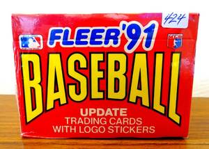lot 424 image: 1991 Fleer Update Factory Sealed 132 Baseball Card Complete SetPudge RC $$$
