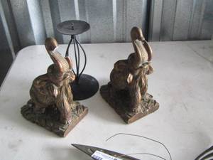 lot 40 image: 2 elephant bookends 1 is chipped, candle stand, metal butterfly
