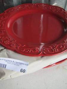 lot 60 image: Paula Deen Spiceberry red dinner plates, todays home red dinner plates,