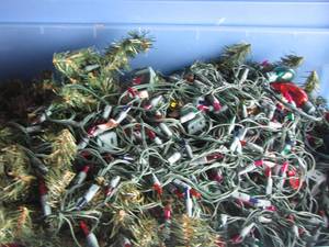 lot 71 image: Christmas lot