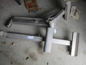 lot 96 image: LADDER JACKS