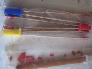 lot 100 image: 94c500 bamboo print tongs
