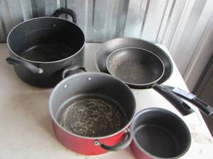 lot 107 image: pots and pans