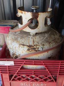 lot 144 image: PROPANE TANK IN CRATE