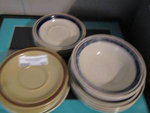 lot 160 image: Correlle saucers and bowls