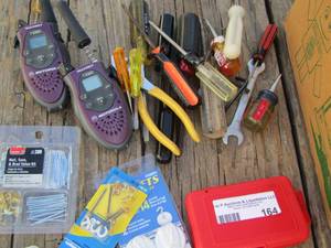 lot 164 image: walkie talkies and hand tools screw drivers