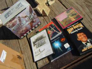 lot 167 image: Various vhs movies and cds