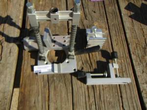 lot 169 image: ROUTER STAND  & CLAMP