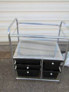 lot 177 image: small rolling cart with storage drawers