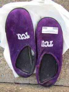 lot 195 image: TCU size 10 mens slippers