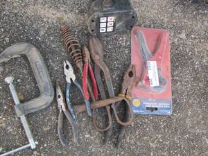 lot 205 image: plyers clamps and more