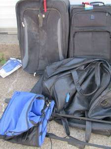 lot 210 image: luggage lot