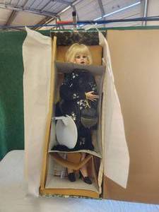 lot 8 image: Collector Francine Doll by Nola Trollip in original box