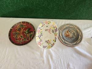 lot 119 image: Selection of 3 collectible plates